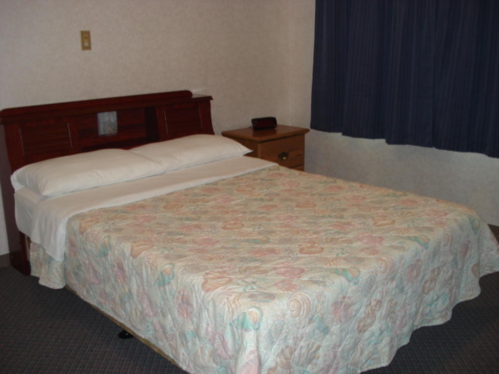 Eagle Lodge Чатан Екстериор снимка